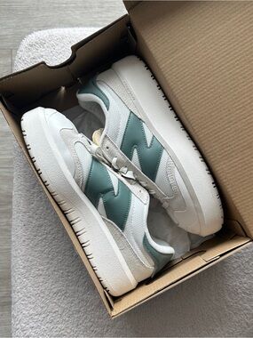 New Balance White & Sage Green Platform Sneakers